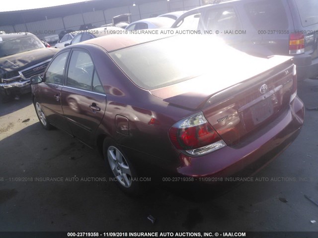 JTDBE30K863055378 - 2006 TOYOTA CAMRY LE/XLE Марун фото 3