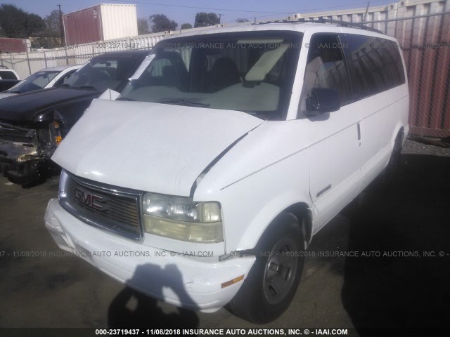 1GKDM19W61B516540 - 2001 GMC SAFARI XT WHITE photo 2