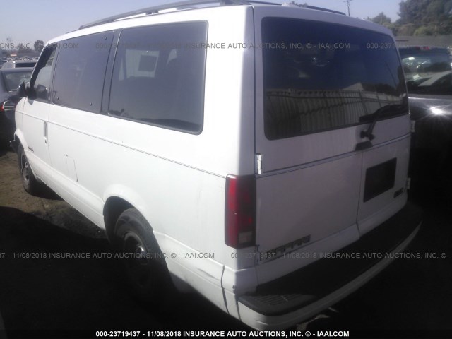 1GKDM19W61B516540 - 2001 GMC SAFARI XT WHITE photo 3