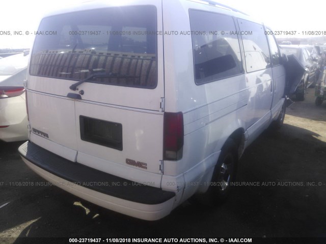 1GKDM19W61B516540 - 2001 GMC SAFARI XT WHITE photo 4