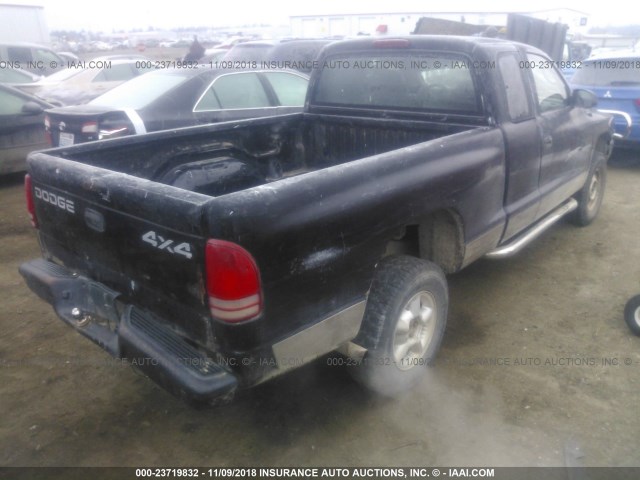 1B7GG22X6YS649107 - 2000 DODGE DAKOTA BLACK photo 4