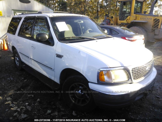 1FMRU15L62LA65422 - 2002 FORD EXPEDITION XLT WHITE photo 1