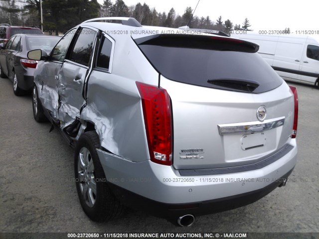 3GYFNEE30ES682822 - 2014 CADILLAC SRX LUXURY COLLECTION SILVER photo 3