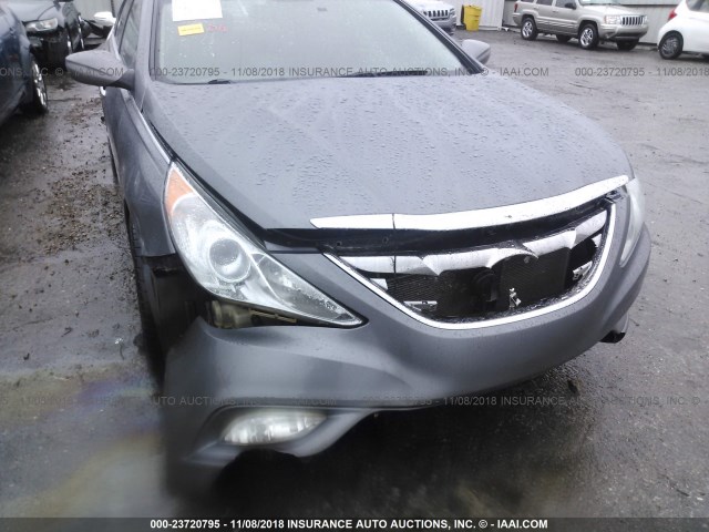 5NPEC4AC6DH529863 - 2013 HYUNDAI SONATA SE/LIMITED GRAY photo 6