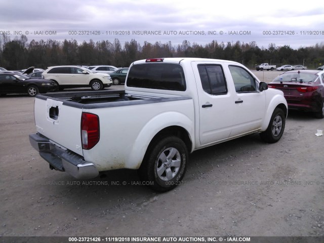 1N6AD07U99C417269 - 2009 NISSAN FRONTIER CREW CAB SE/LE/NISMO WHITE photo 4