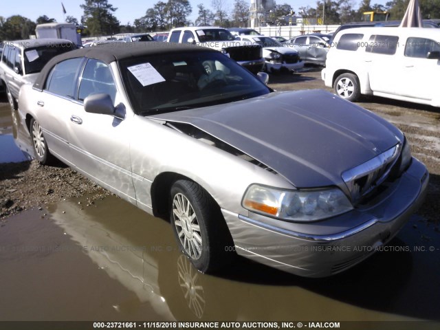 1LNHM81WX3Y637830 - 2003 LINCOLN TOWN CAR EXECUTIVE TAN photo 1