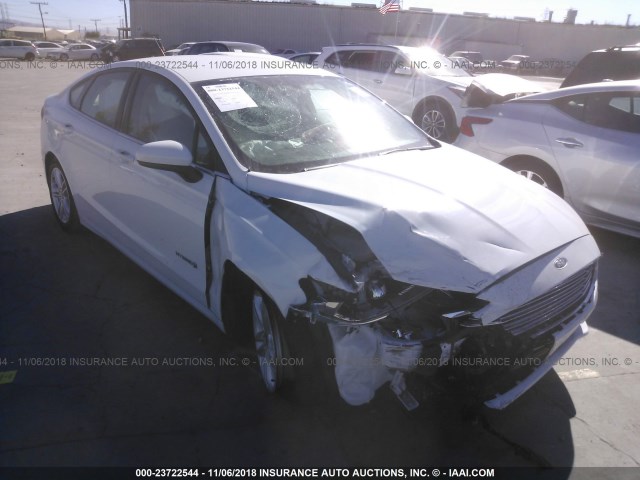 3FA6P0LU5JR235683 - 2018 FORD FUSION SE HYBRID WHITE photo 1