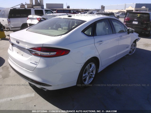 3FA6P0LU5JR235683 - 2018 FORD FUSION SE HYBRID WHITE photo 4