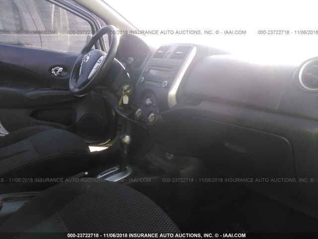 3N1CE2CP0EL419725 - 2014 NISSAN VERSA NOTE S/S PLUS/SV/SL GRAY photo 5