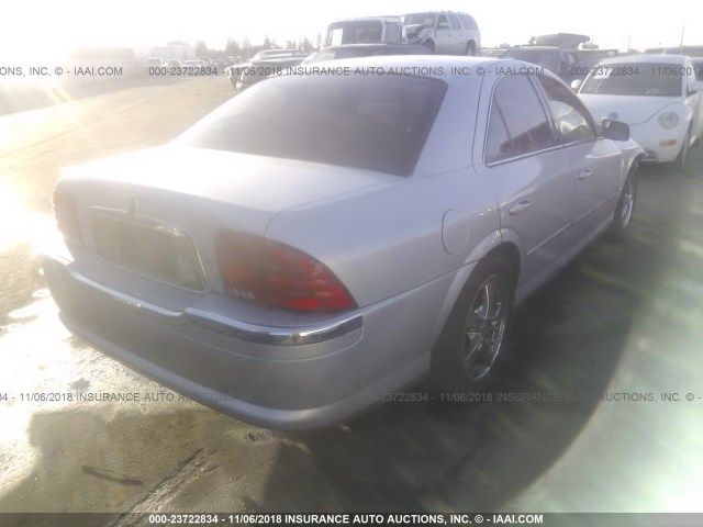 1LNHM87A12Y646748 - 2002 LINCOLN LS WHITE photo 4