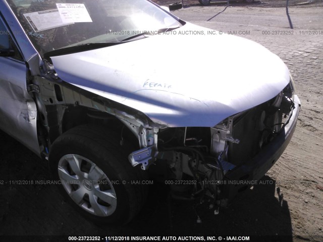 4T4BE46K88R017497 - 2008 TOYOTA CAMRY CE/LE/XLE/SE SILVER photo 6