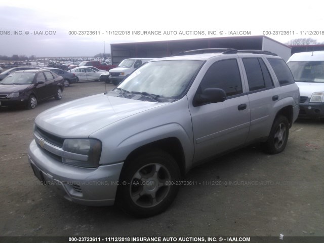 1GNDT13S972185327 - 2007 CHEVROLET TRAILBLAZER LS/LT SILVER photo 2