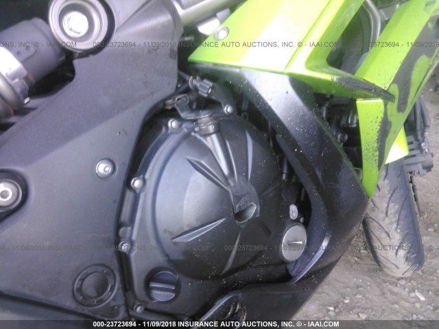 JKAEXEE11CDA02611 - 2012 KAWASAKI EX650 EC GREEN photo 8