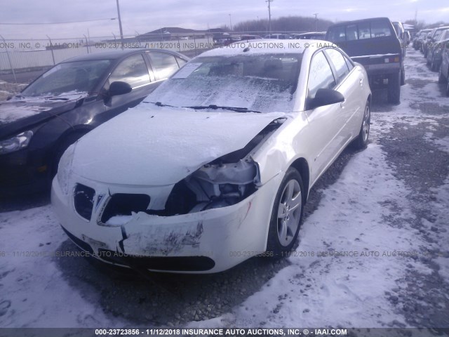 1G2ZG57B084202305 - 2008 PONTIAC G6 SE WHITE photo 2