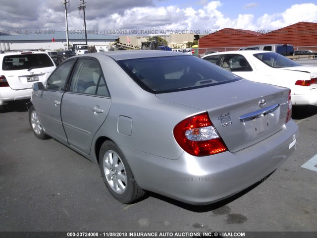 4T1BE30K54U283888 - 2004 TOYOTA CAMRY LE/XLE/SE SILVER photo 3