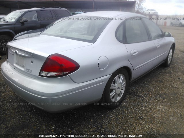 1FAFP56U26A213618 - 2006 FORD TAURUS SEL GRAY photo 4