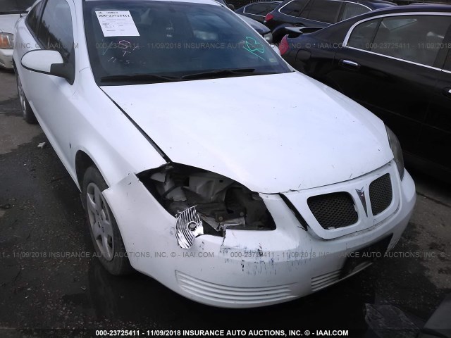 1G2AS18H197235112 - 2009 PONTIAC G5 WHITE photo 6