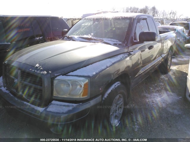 1D7HW42K26S542422 - 2006 DODGE DAKOTA SLT GRAY photo 2