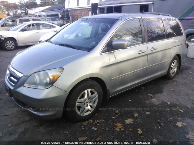 5FNRL38715B066275 - 2005 HONDA ODYSSEY EXL GREEN photo 2