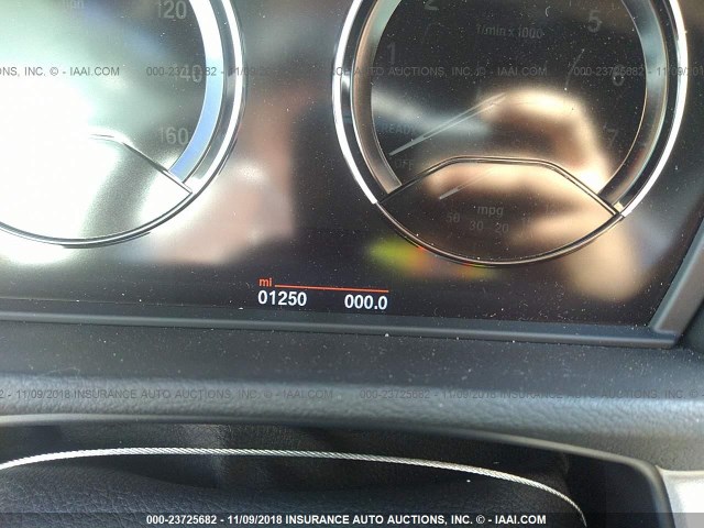 WBXHU7C38J3F04565 - 2018 BMW X1 SDRIVE28I Blanc photo 7