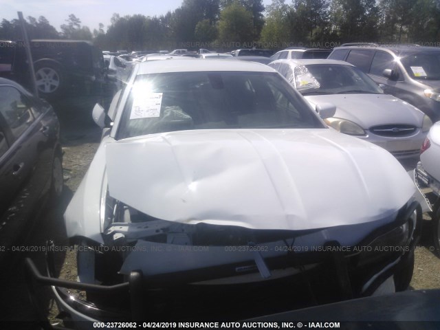 2C3CDXAT5GH356697 - 2016 DODGE CHARGER POLICE WHITE photo 6