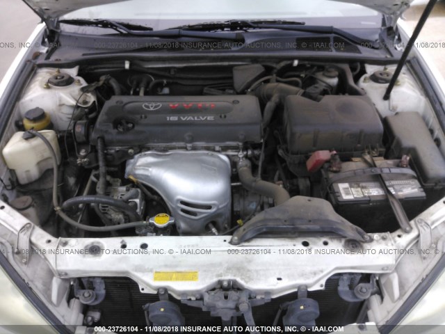 4T1BE32K62U090238 - 2002 TOYOTA CAMRY LE/XLE/SE WHITE photo 10