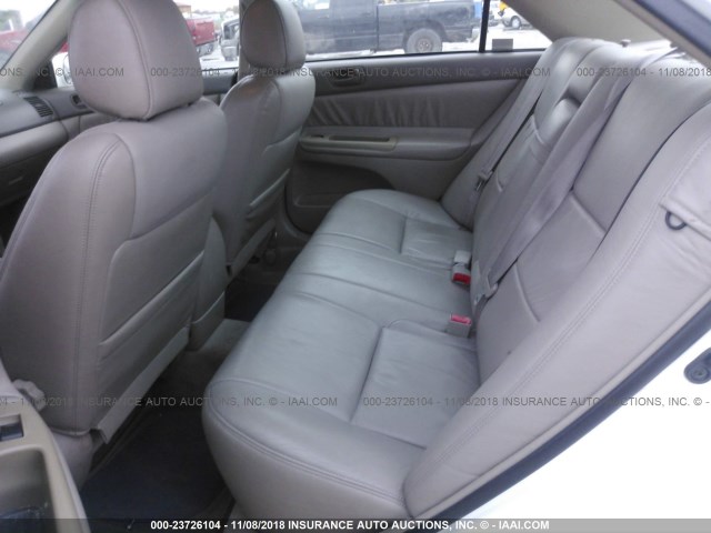 4T1BE32K62U090238 - 2002 TOYOTA CAMRY LE/XLE/SE WHITE photo 8