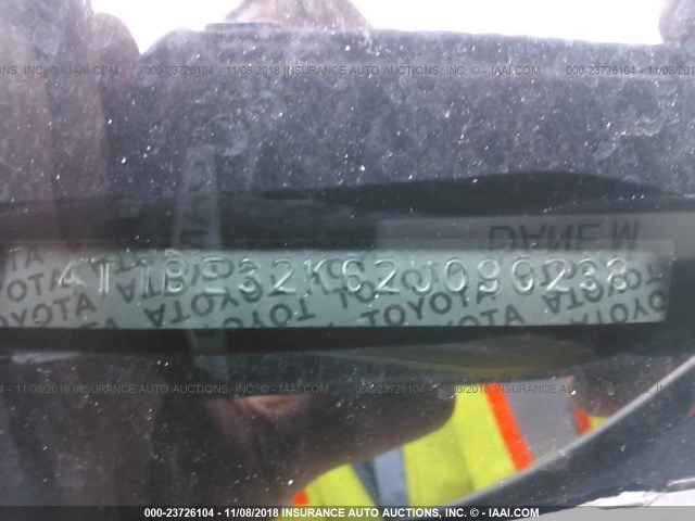 4T1BE32K62U090238 - 2002 TOYOTA CAMRY LE/XLE/SE WHITE photo 9