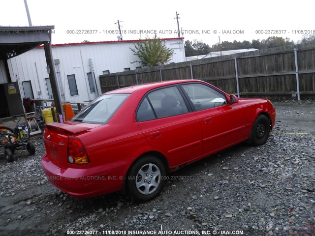 KMHCG45C75U644092 - 2005 HYUNDAI ACCENT GL RED photo 4