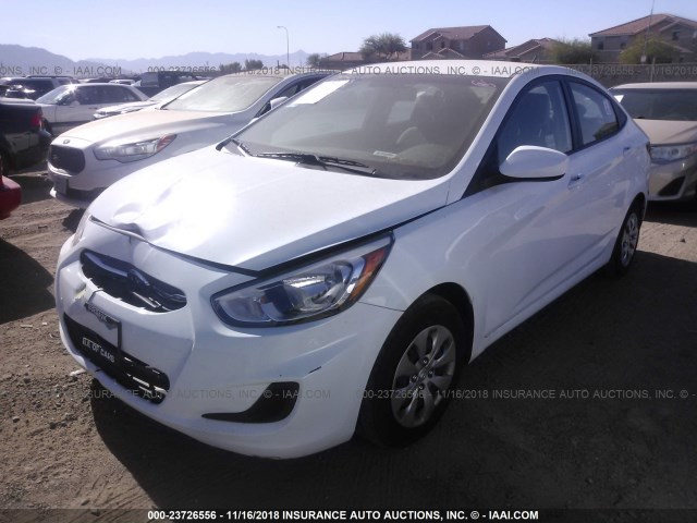 KMHCT4AE6HU339593 - 2017 HYUNDAI ACCENT SE WHITE photo 2