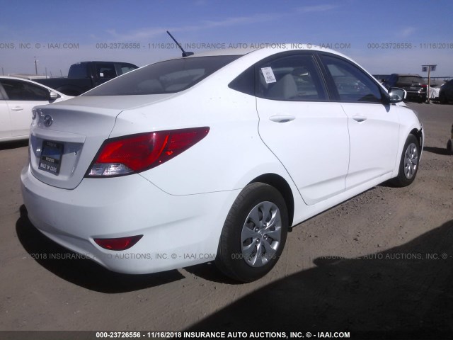 KMHCT4AE6HU339593 - 2017 HYUNDAI ACCENT SE WHITE photo 4