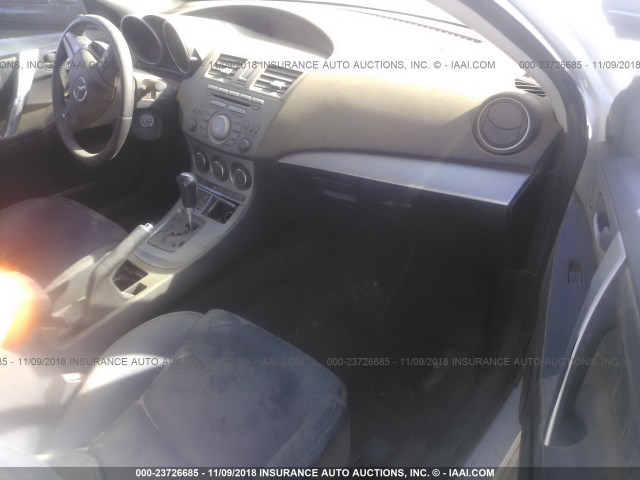 JM1BL1H67A1165327 - 2010 MAZDA 3 S WHITE photo 5