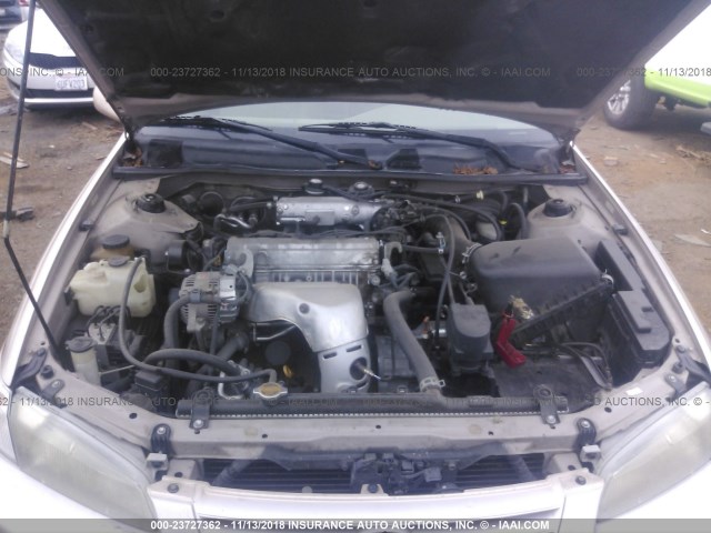 4T1BG22K1WU831373 - 1998 TOYOTA CAMRY CE/LE/XLE 金色 照片 10