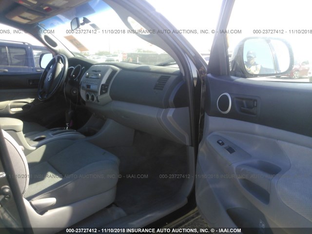 5TEUU42N75Z142942 - 2005 TOYOTA TACOMA ACCESS CAB შავი ფოტო 5