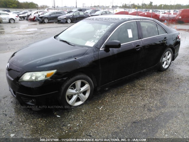 4T1BF3EK9BU187653 - 2011 TOYOTA CAMRY SE/LE/XLE BLACK photo 2