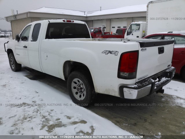 1GTR2TE08DZ225943 - 2013 GMC SIERRA K1500 WHITE photo 3