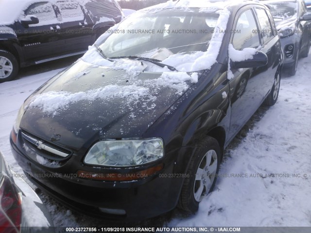 KL1TD66696B604232 - 2006 CHEVROLET AVEO LS BLACK photo 2