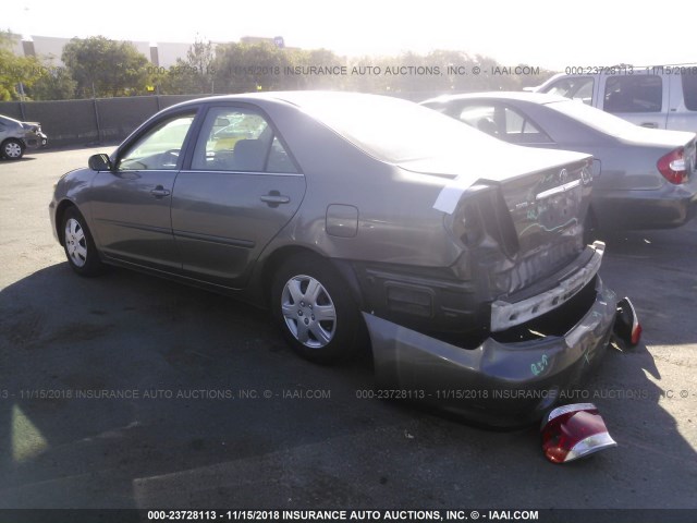 4T1BE32K15U973331 - 2005 TOYOTA CAMRY LE/XLE/SE GRAY photo 3