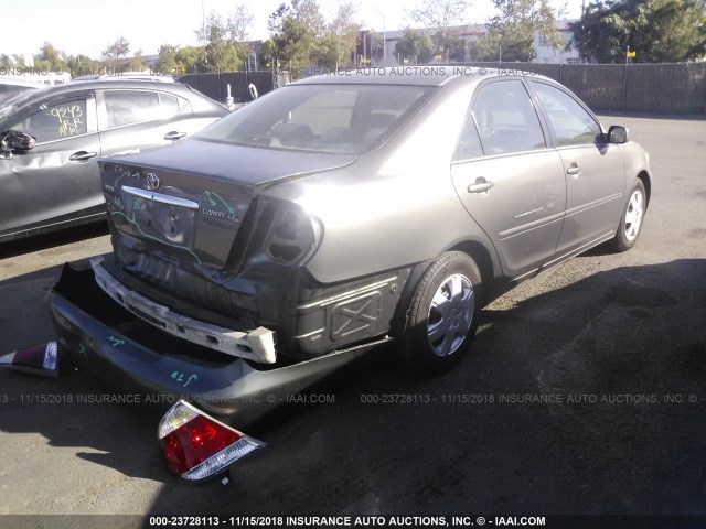 4T1BE32K15U973331 - 2005 TOYOTA CAMRY LE/XLE/SE GRAY photo 4