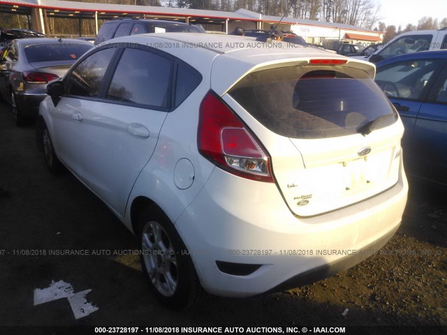 3FADP4EJ5GM119715 - 2016 FORD FIESTA SE WHITE photo 3