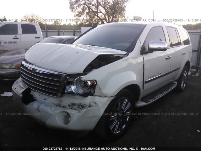 1A8HX58288F115724 - 2008 CHRYSLER ASPEN LIMITED WHITE photo 2