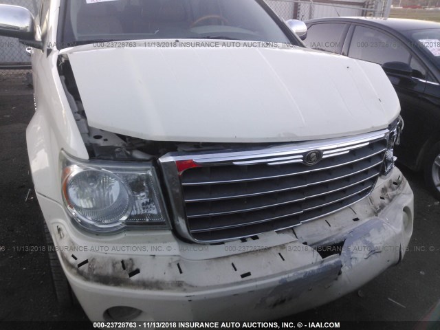 1A8HX58288F115724 - 2008 CHRYSLER ASPEN LIMITED WHITE photo 6