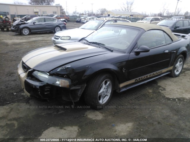 1FAFP44462F175854 - 2002 FORD MUSTANG BLACK photo 2