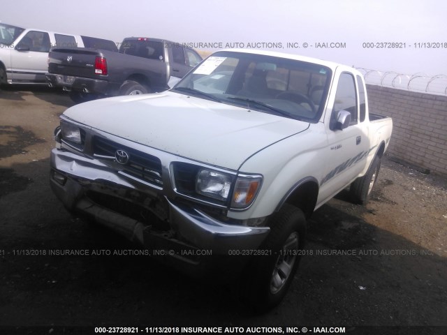 4TAWN74N9TZ219495 - 1996 TOYOTA TACOMA XTRACAB SR5 WHITE photo 2