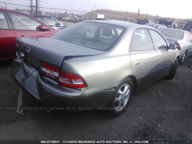 JT8BF28G010326403 - 2001 LEXUS ES 300 GRAY photo 4