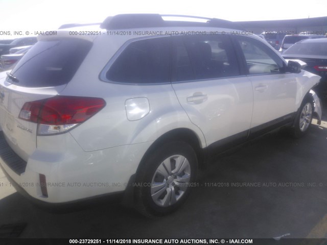 4S4BRCAC5D3278014 - 2013 SUBARU OUTBACK 2.5I WHITE photo 4