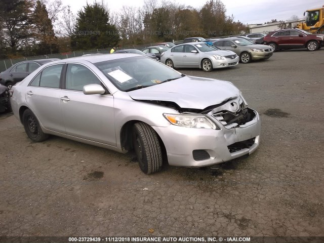 4T1BF3EK5AU012265 - 2010 TOYOTA CAMRY SE/LE/XLE GRAY photo 1