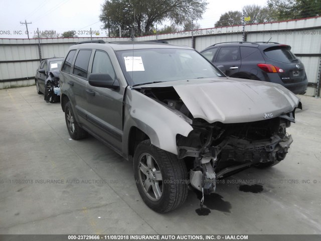 1J4GS48K95C717633 - 2005 JEEP GRAND CHEROKEE LAREDO/COLUMBIA/FREEDOM 金色 照片 1