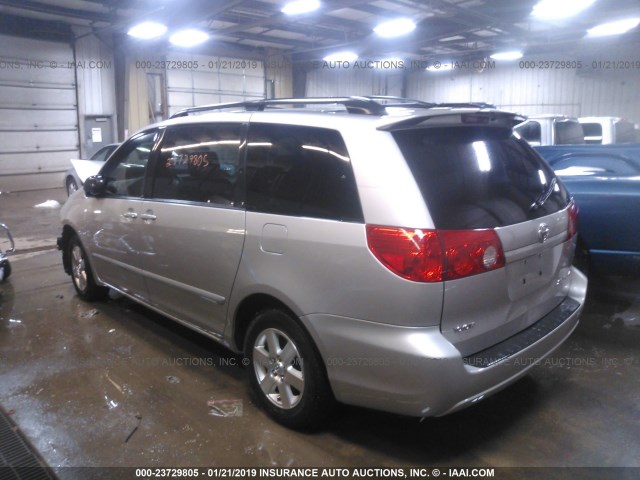 5TDZK23C58S205597 - 2008 TOYOTA SIENNA CE/LE SILVER photo 3