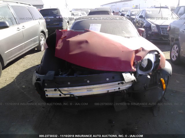 1G2MC35B58Y133679 - 2008 PONTIAC SOLSTICE RED photo 6